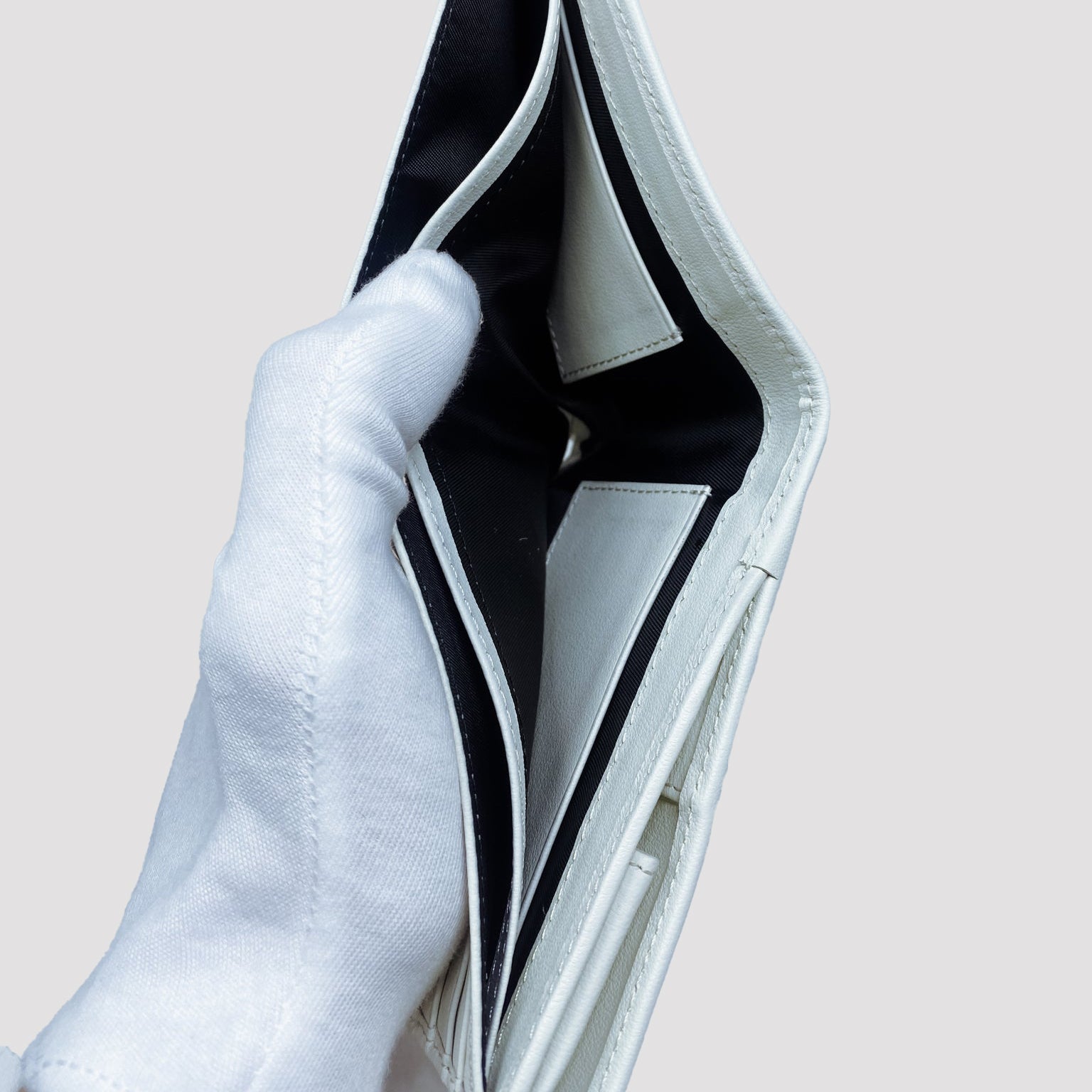Kiss Wallet